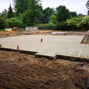 Example of a beam and block installation